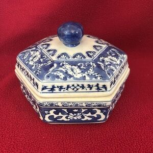 Porcelain Blue Antique Original Chinese Box with Lid